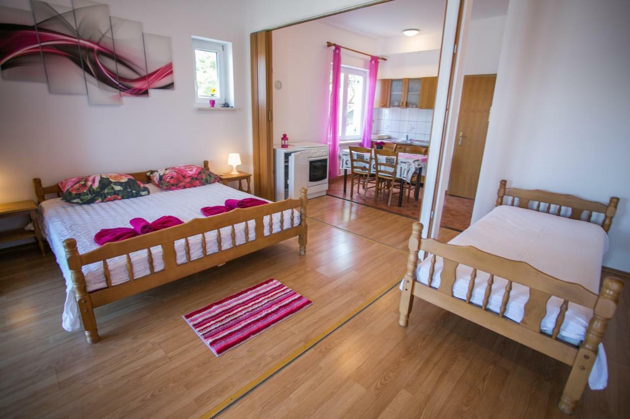 Apartments Katica Senj  Ngoại thất bức ảnh