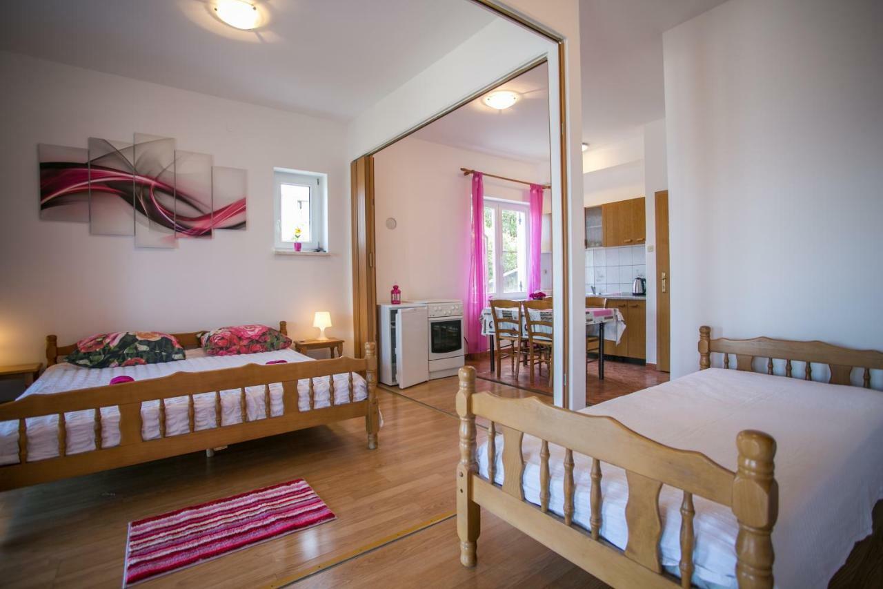 Apartments Katica Senj  Ngoại thất bức ảnh