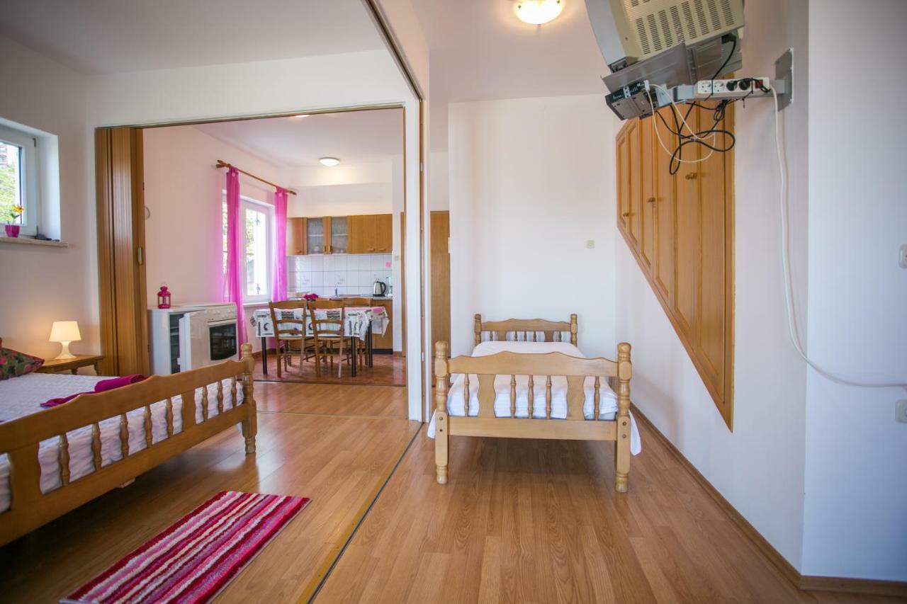 Apartments Katica Senj  Ngoại thất bức ảnh